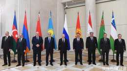 8國領導人齊聚聖彼得堡，普京承認存在分歧，接連幾個決定很反常