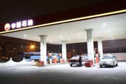 中國石油加油站罩棚採用LED照明燈具節能效果如何了