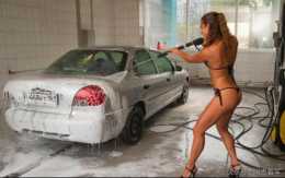 您的愛車這麼洗，難道不害怕掉漆嗎？