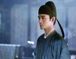 王凱《孤城閉》中戴的帽子為何有倆“尾巴”？聊聊幞頭的演變歷史