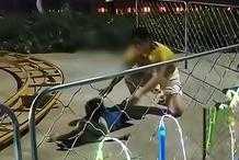 安徽：家長帶娃坐遊樂設施摔倒，爬起來第一反應是保護孩子